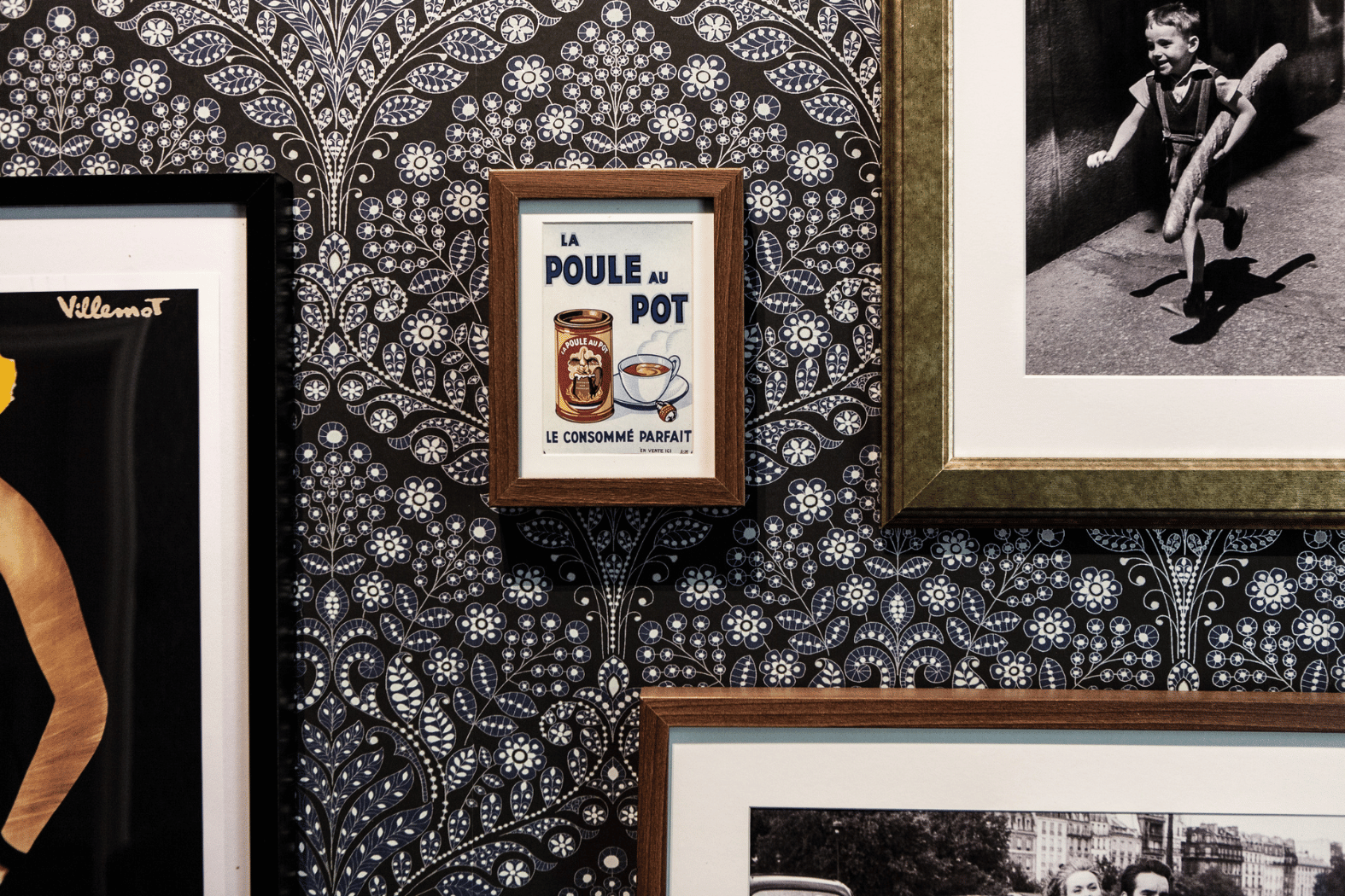 This image is so you can see the room decoration and layout of nofo hotel
