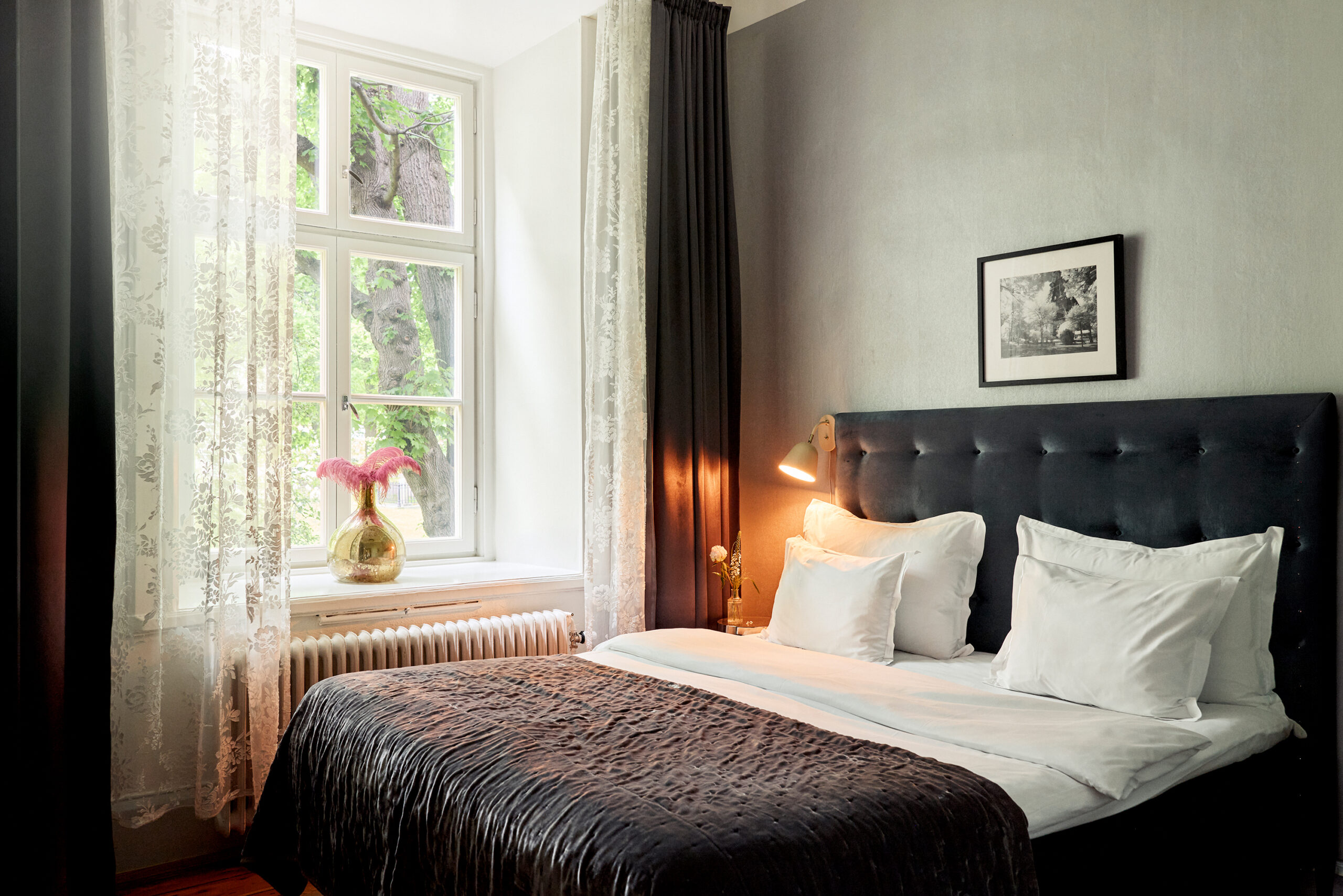 Executive Room_110_Moulin Rouge
